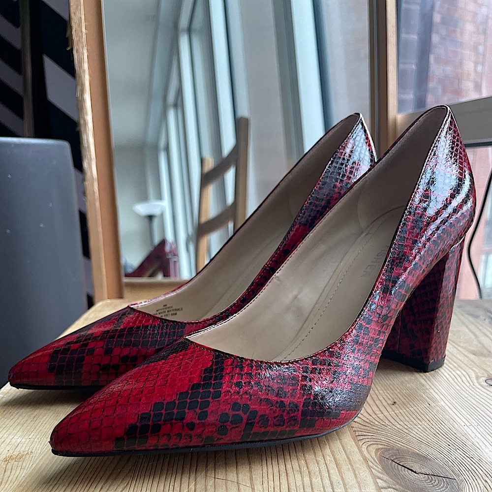 Marc Fisher Red Snakeskin Viviene Block Heel Pumps - Picture 1 of 16